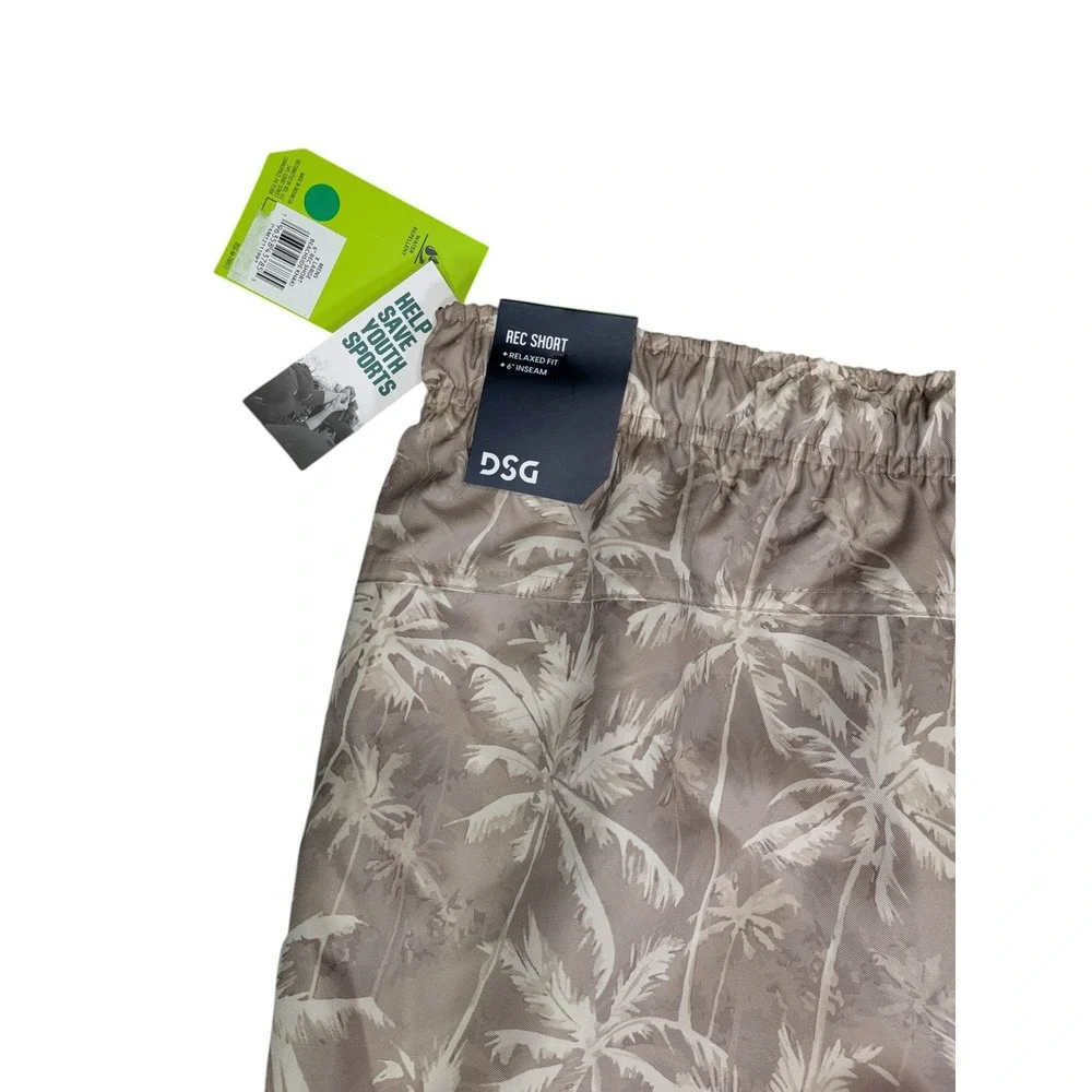 DSG Mens Rec Short XL Relaxed Fit 6 Inseam Palm Tree Khaki Water Repellent NEW